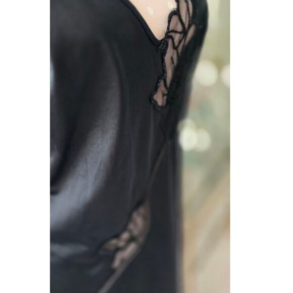 Lovely Vintage  Joie De Vie Nylon "Satin" Look Nightgown with  Lace - Picture 3 of 10